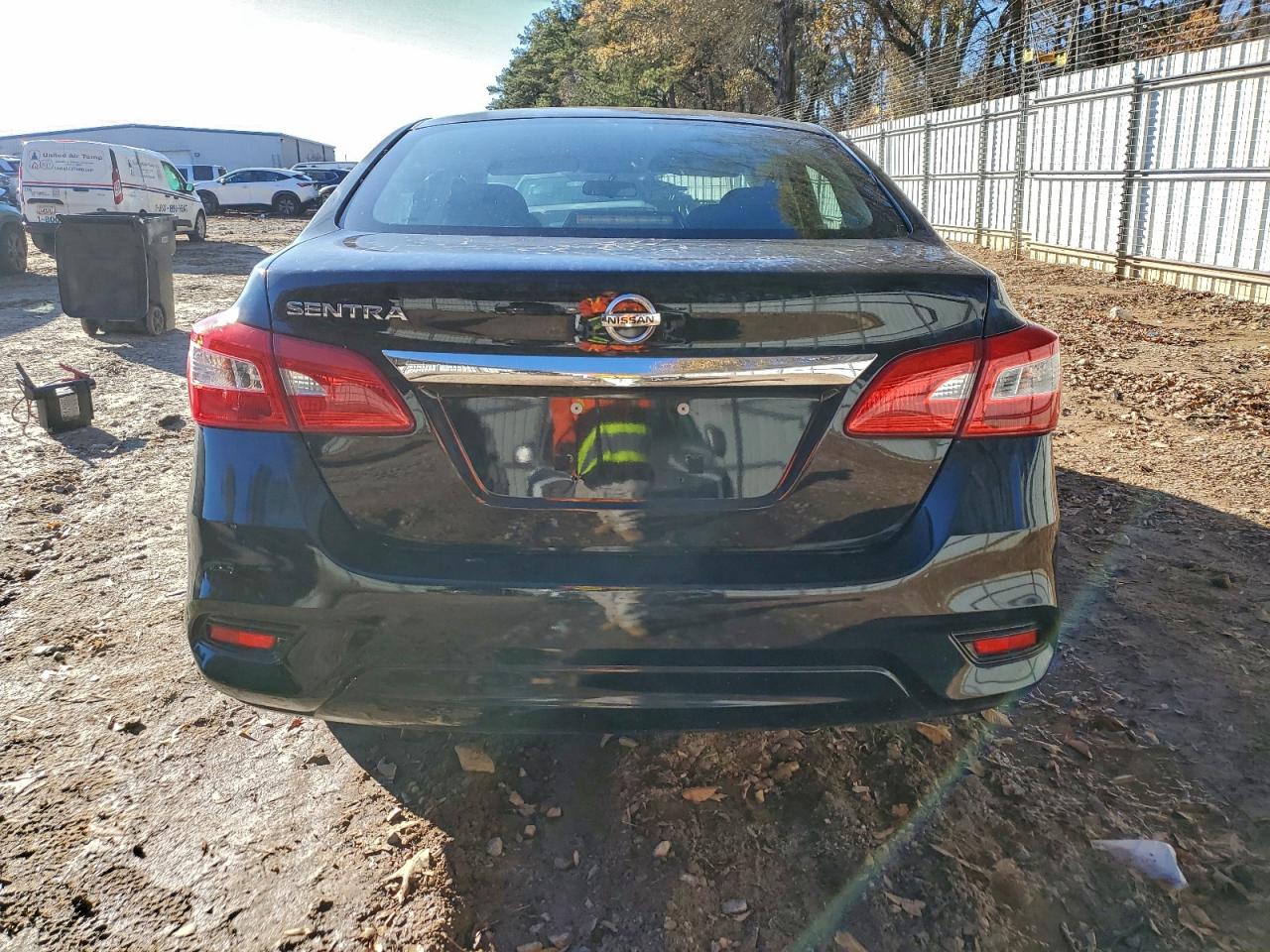 2019 NISSAN SENTRA S photo 6