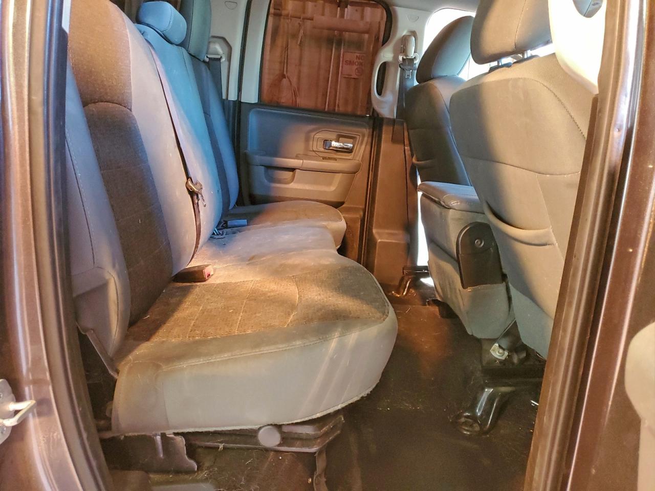 2015 RAM 1500 SLT photo 10