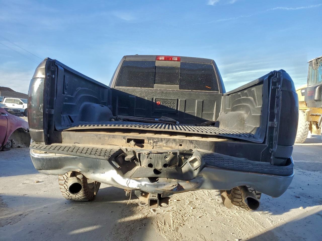 2015 RAM 1500 SLT photo 6