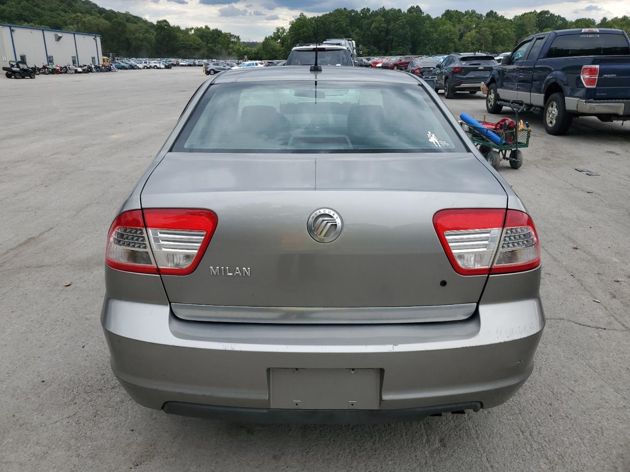 2008 MERCURY MILAN photo 11