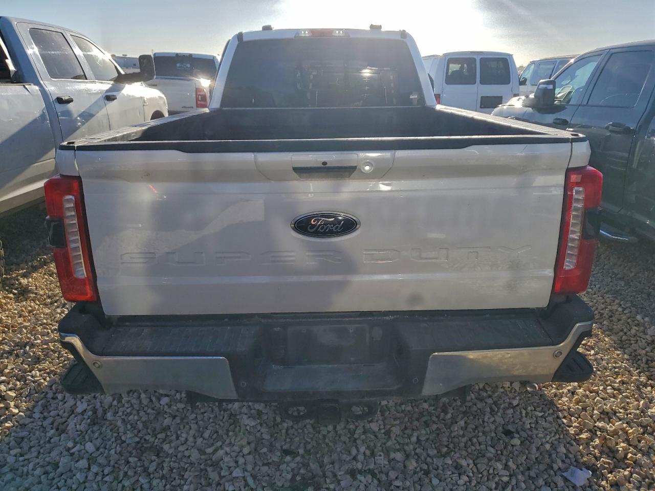 2023 FORD F350 SUPER DUTY photo 6