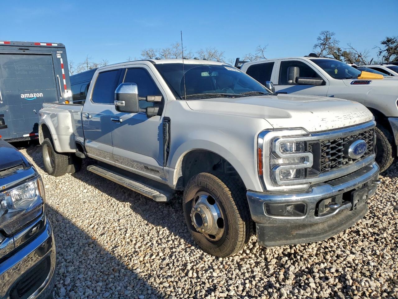2023 FORD F350 SUPER DUTY photo 4