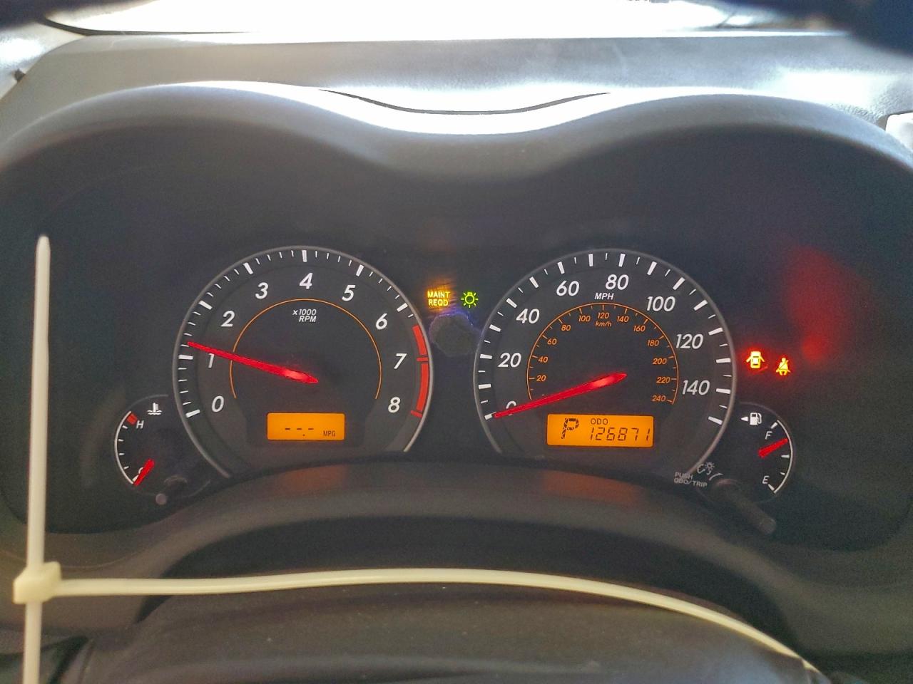 2010 TOYOTA COROLLA BASE photo 9