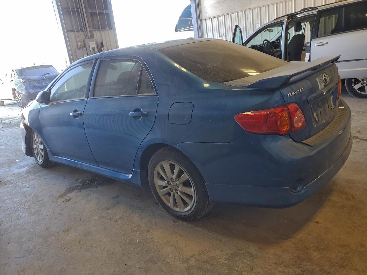 2010 TOYOTA COROLLA BASE photo 2