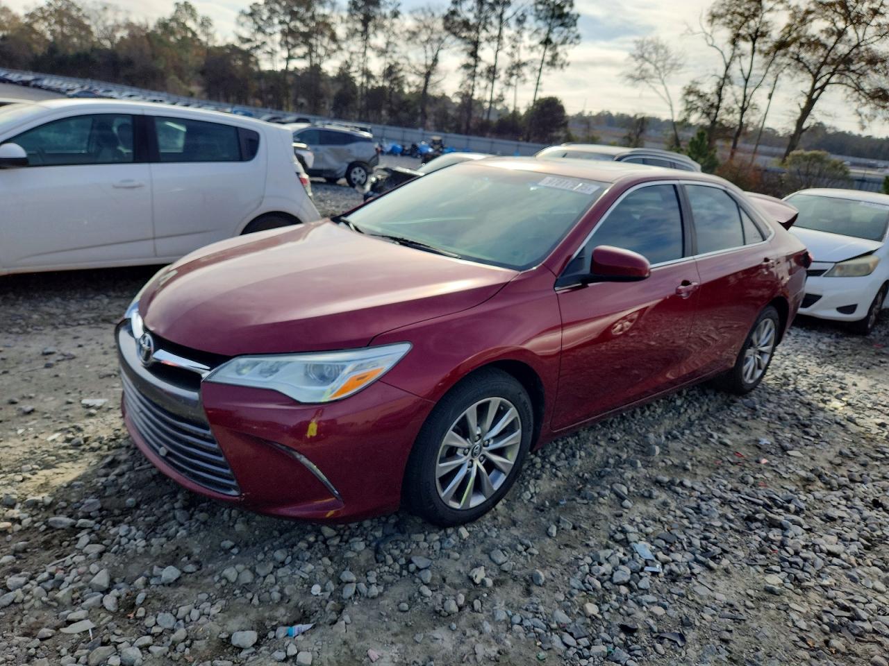 2016 TOYOTA CAMRY