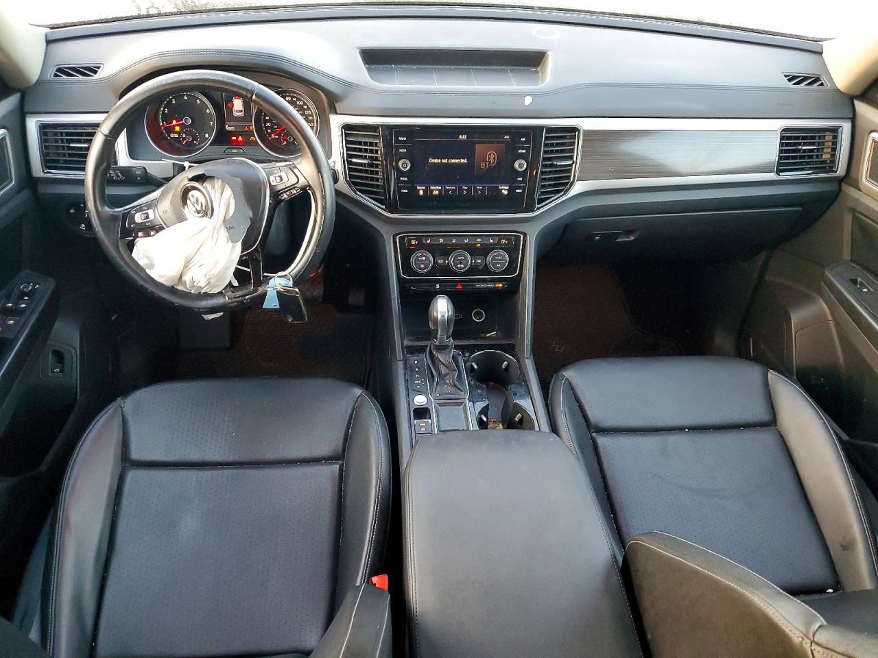 2018 VOLKSWAGEN ATLAS SEL photo 15