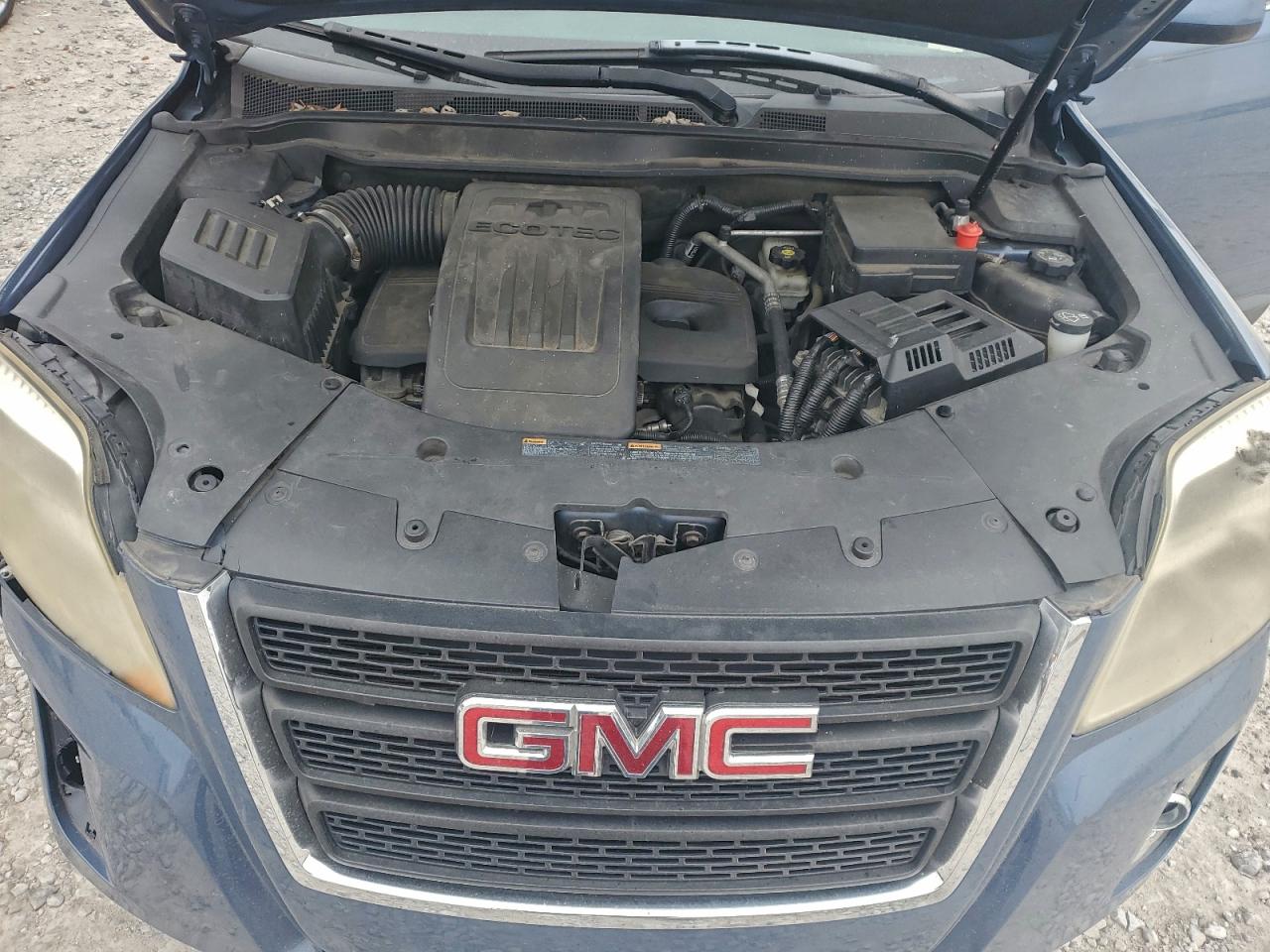 2011 GMC TERRAIN SLE photo 12