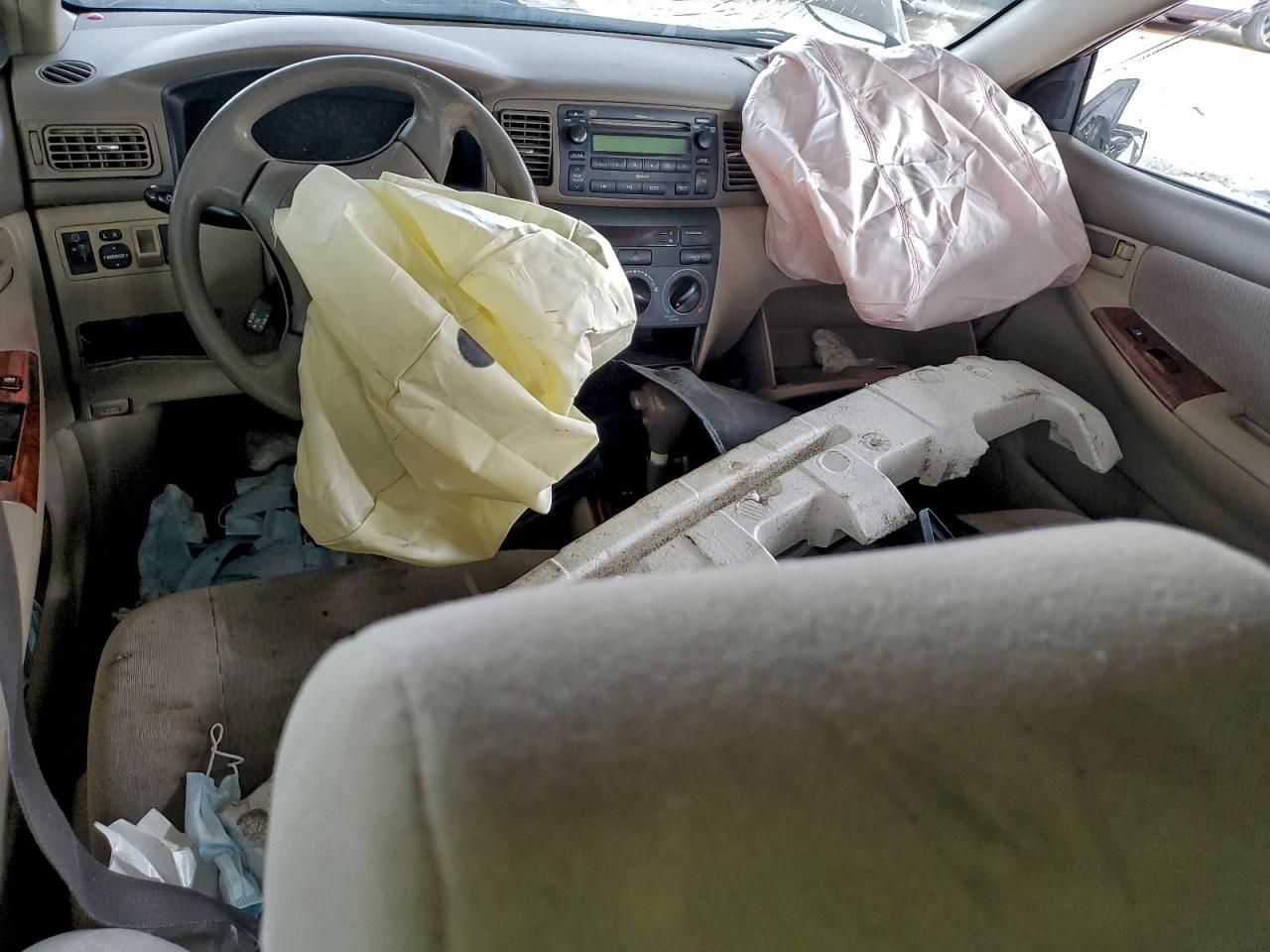 2006 TOYOTA COROLLA CE photo 8