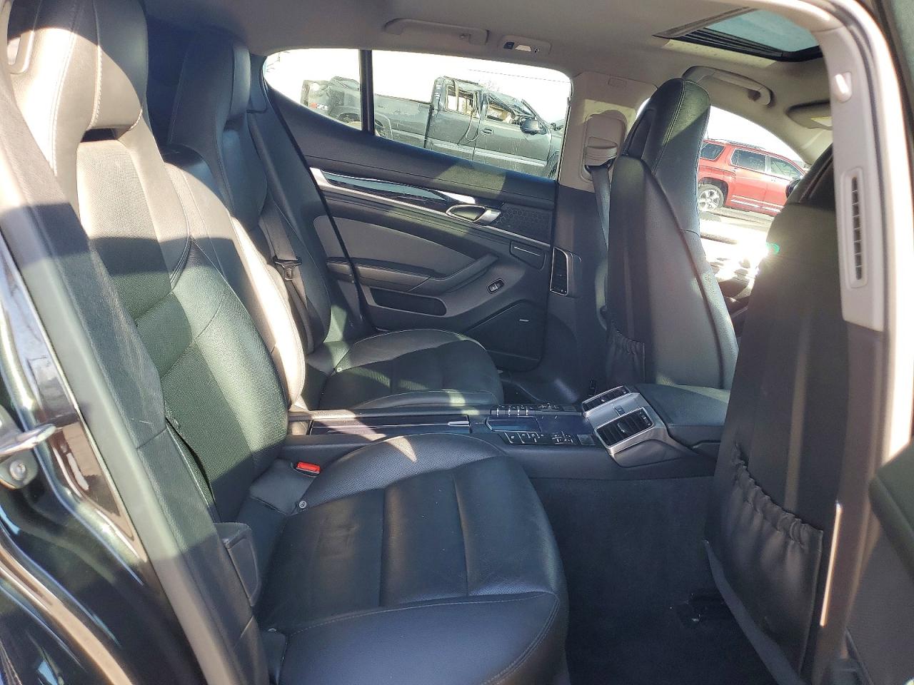 2014 PORSCHE PANAMERA 2 photo 10