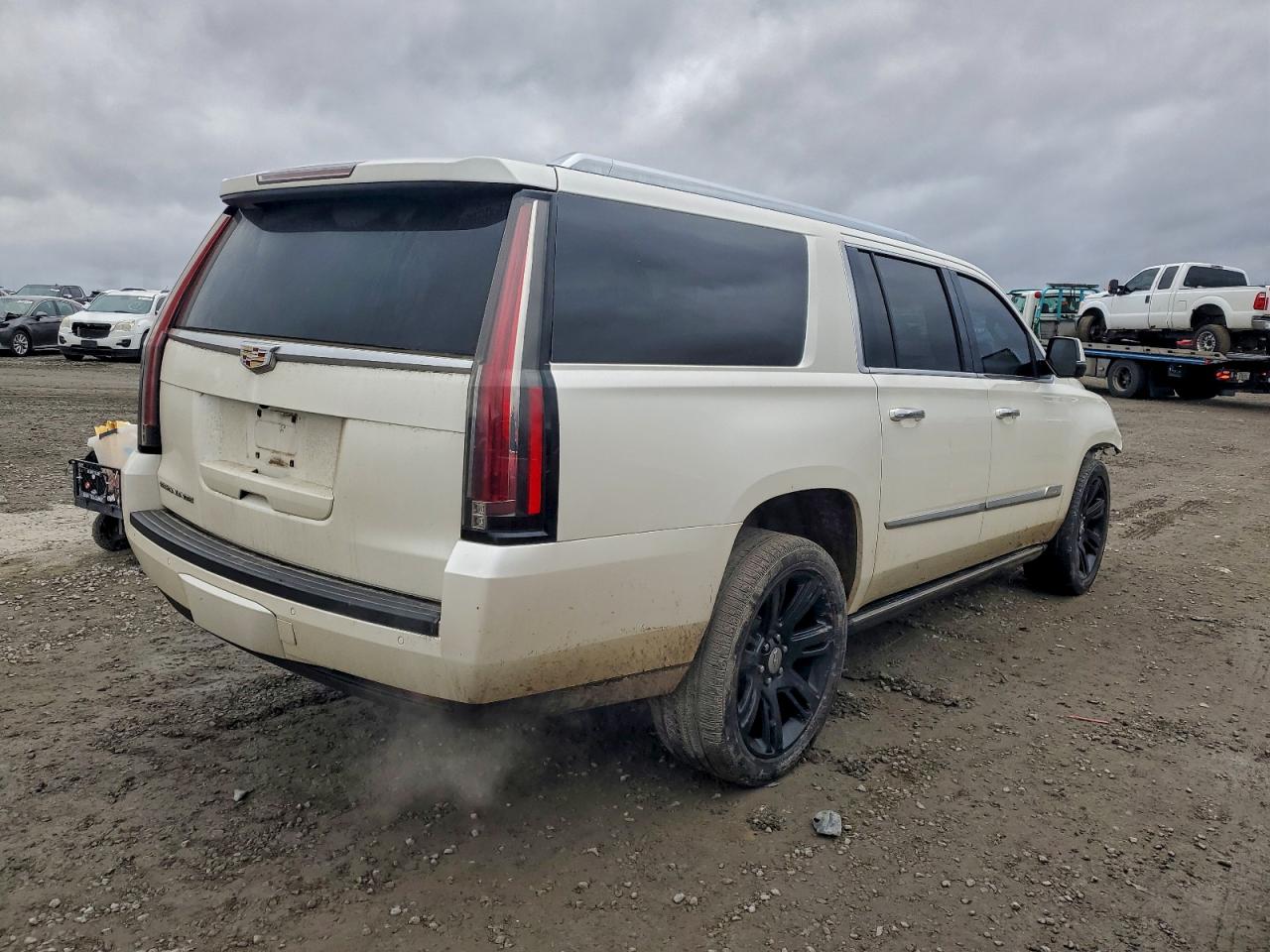2015 CADILLAC ESCALADE ESV PREMIUM photo 3