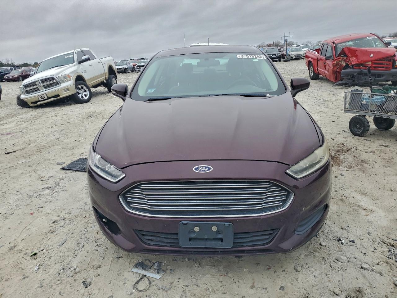 2013 FORD FUSION S photo 5