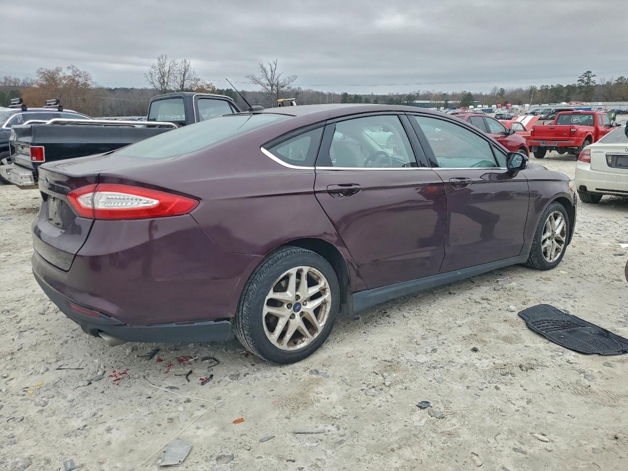 2013 FORD FUSION S photo 3