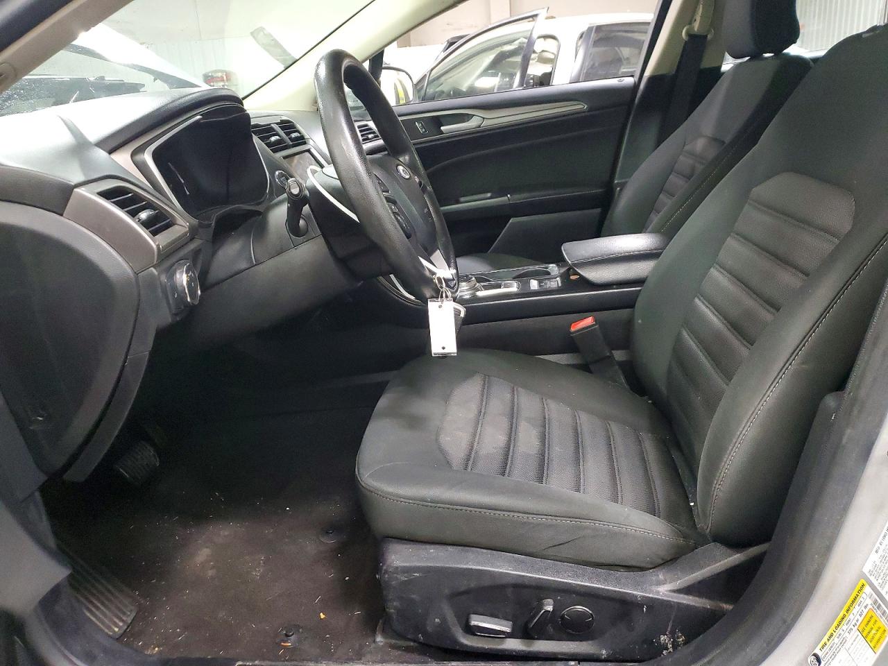 2019 FORD FUSION SE photo 7