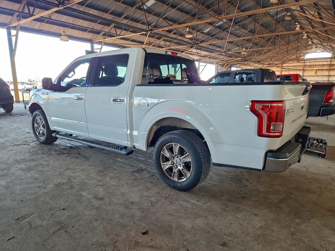 2017 FORD F150 SUPERCREW photo 2