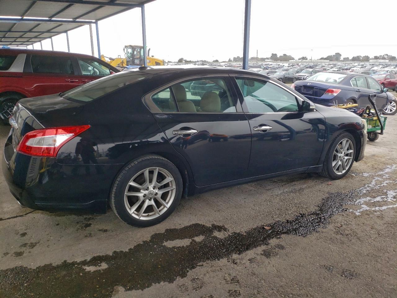 2011 NISSAN MAXIMA S photo 3