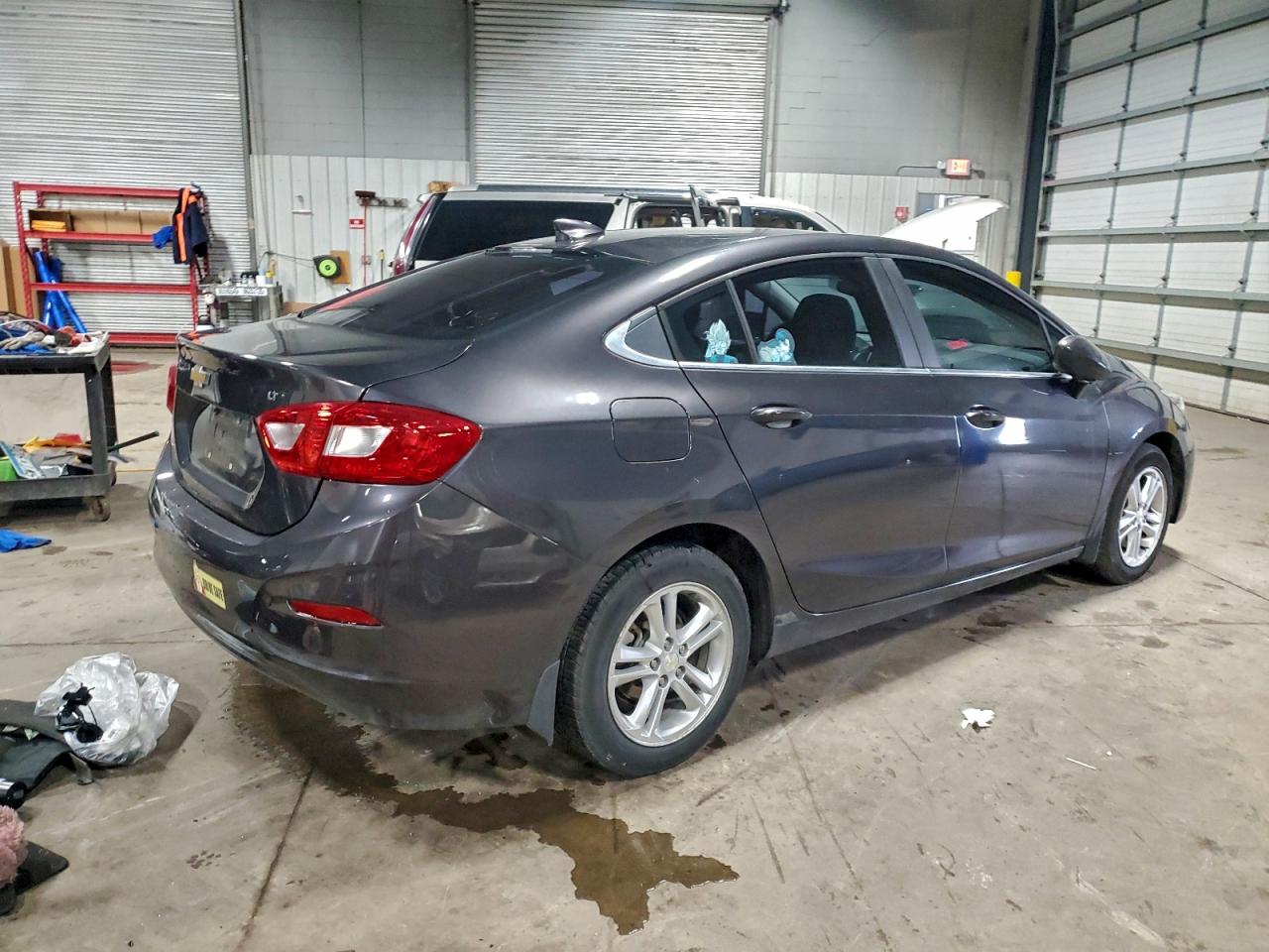 2017 CHEVROLET CRUZE LT photo 3