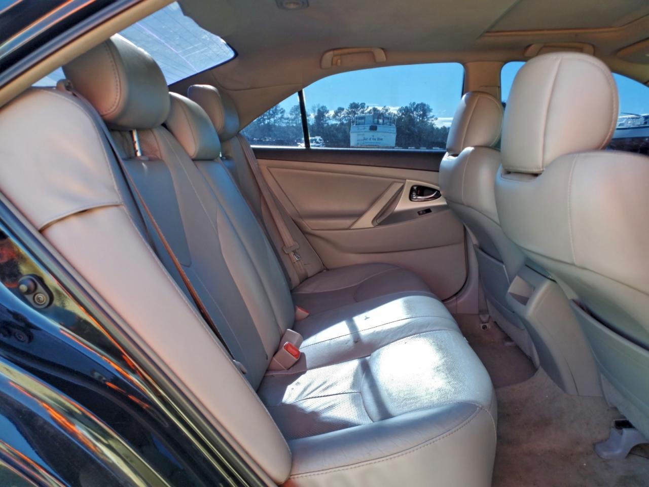 2007 TOYOTA CAMRY SE photo 10