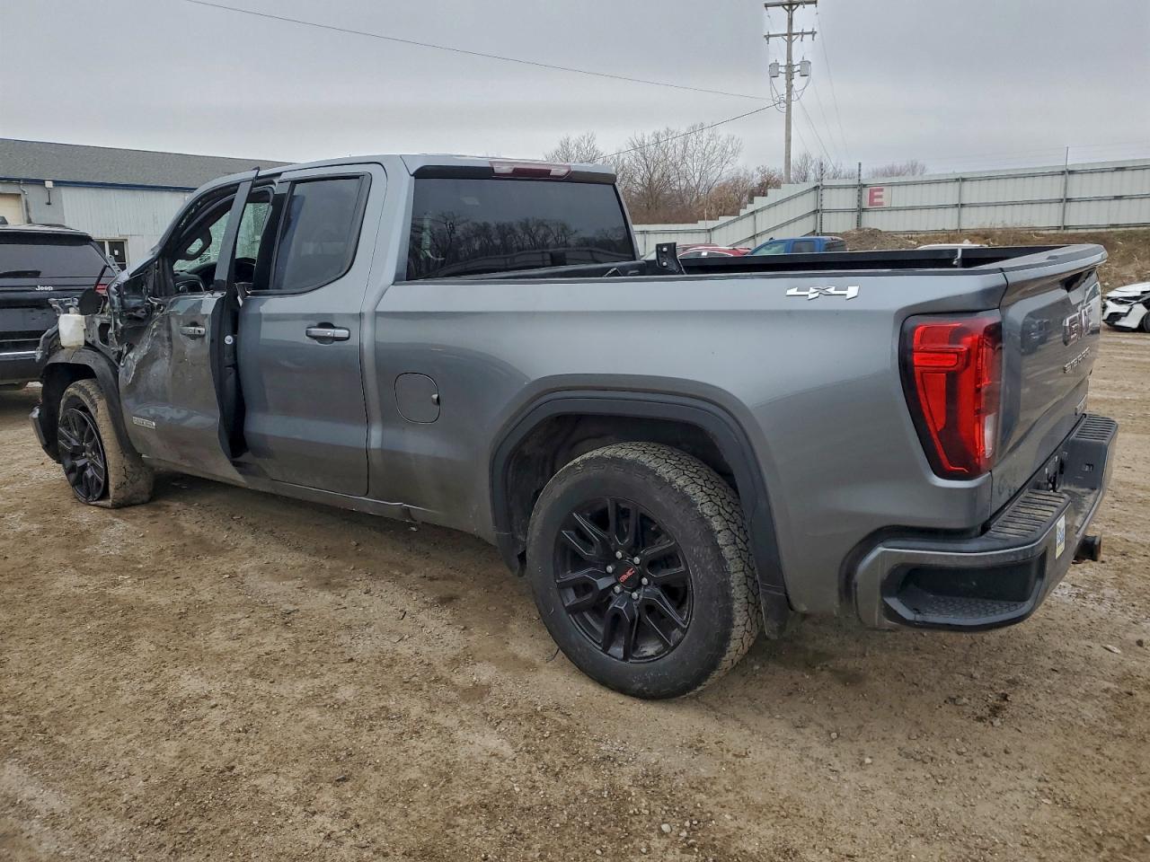 2020 GMC SIERRA K1500 ELEVATION photo 2