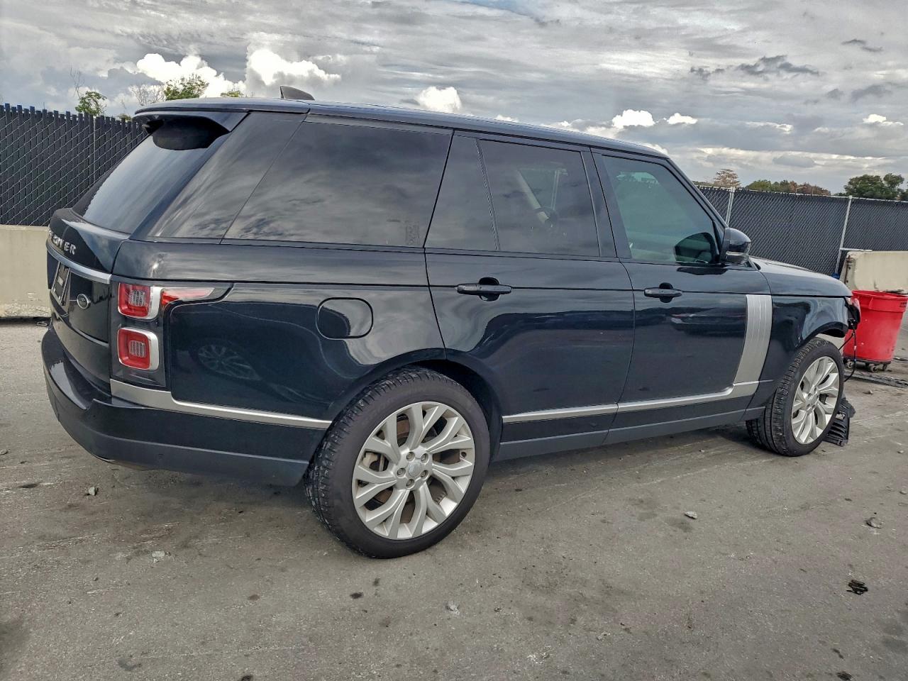 2021 LAND ROVER RANGE ROVER HSE WESTMINSTER EDITION photo 3