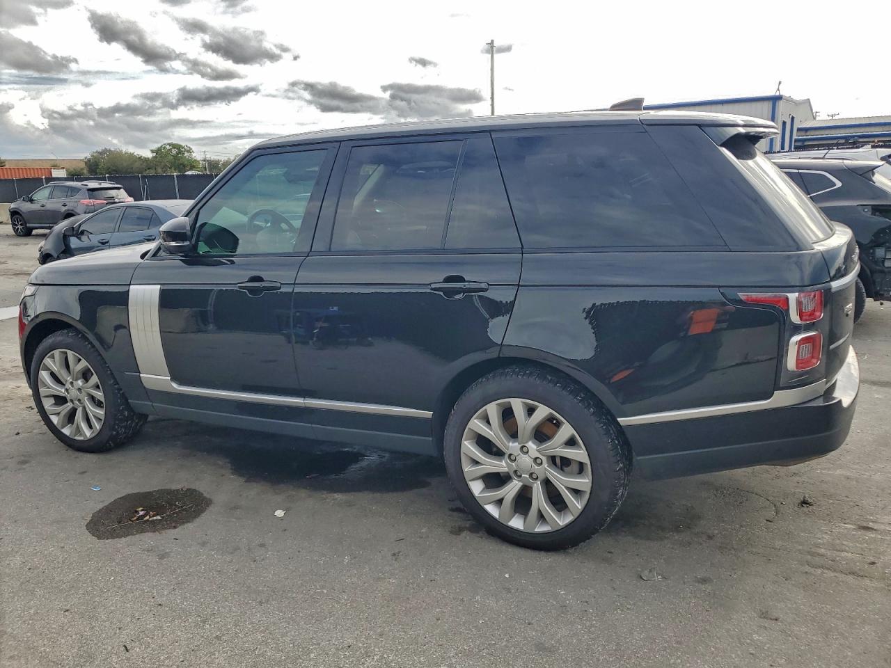 2021 LAND ROVER RANGE ROVER HSE WESTMINSTER EDITION photo 2