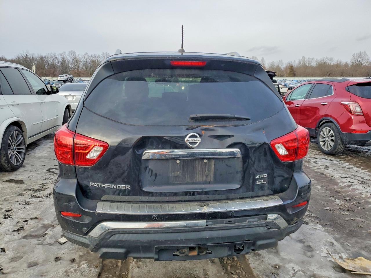2017 NISSAN PATHFINDER SL photo 6