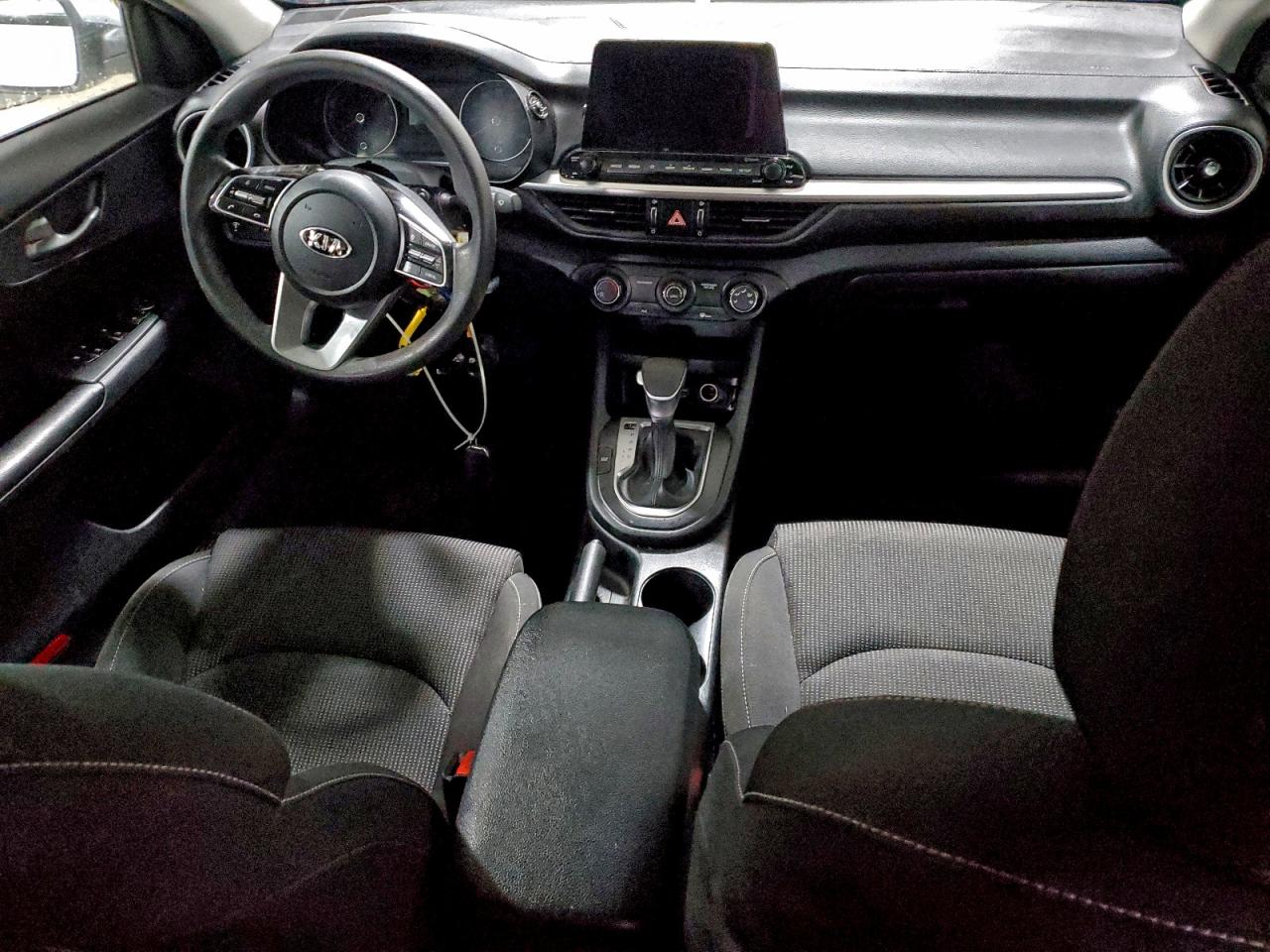 2020 KIA FORTE FE photo 8