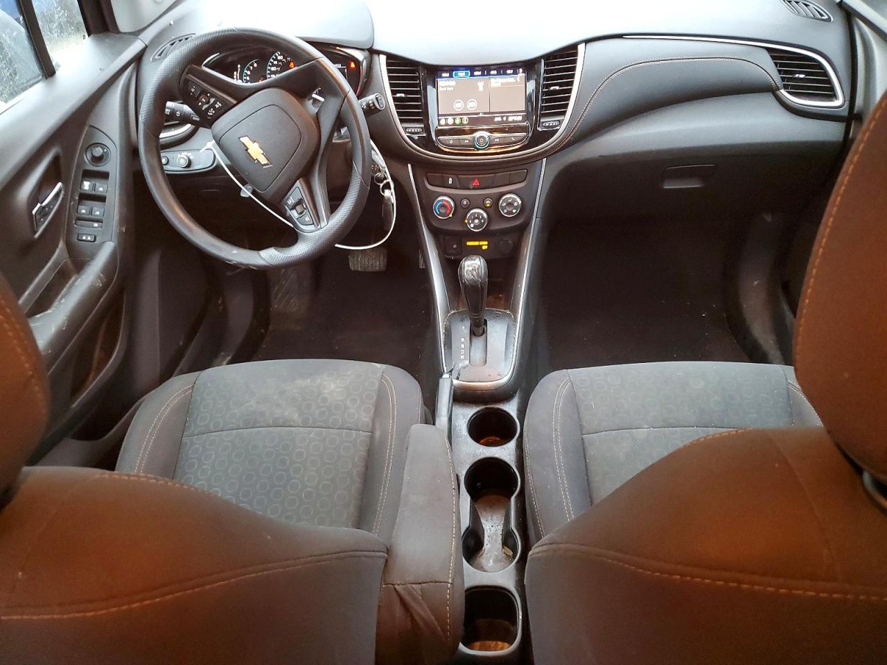 2020 CHEVROLET TRAX LS photo 8