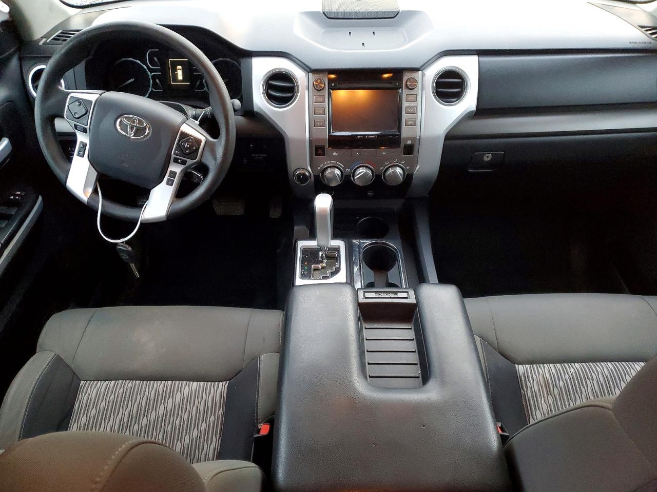 2018 TOYOTA TUNDRA DOUBLE CAB SR photo 8