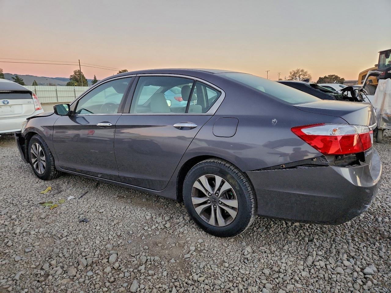 2013 HONDA ACCORD LX photo 2