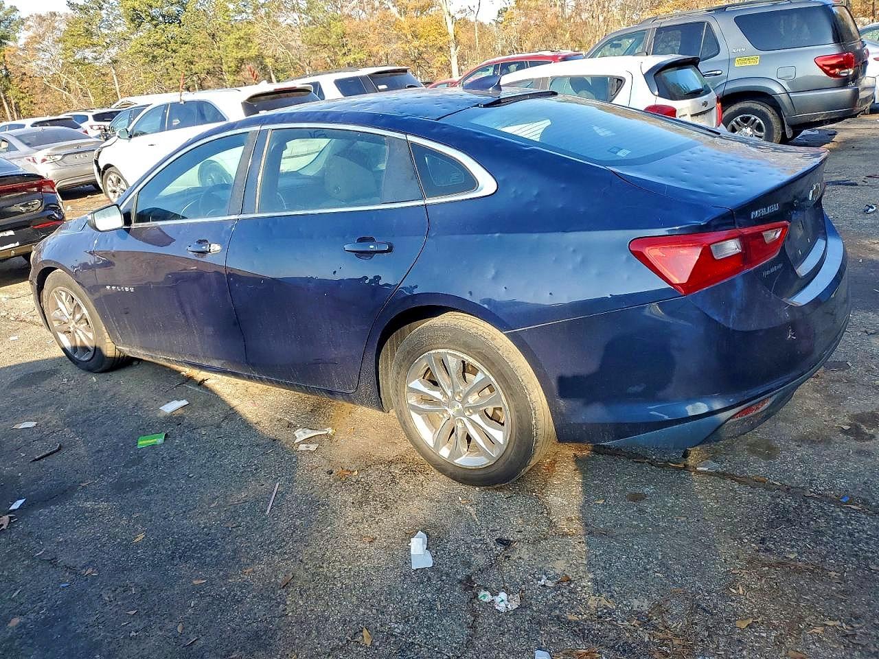 2018 CHEVROLET MALIBU LT photo 3