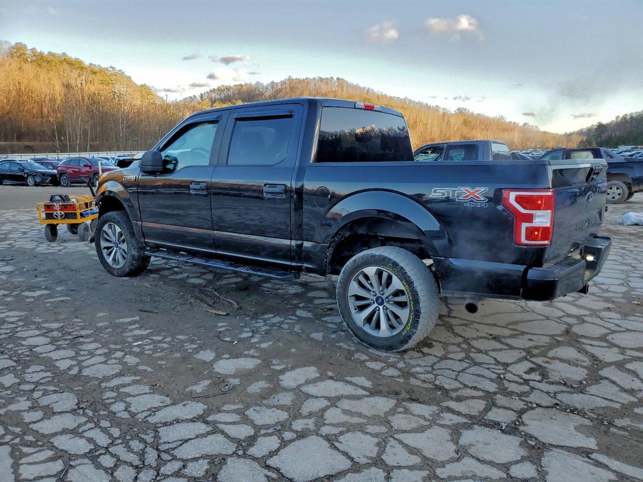 2018 FORD F150 SUPERCREW photo 2