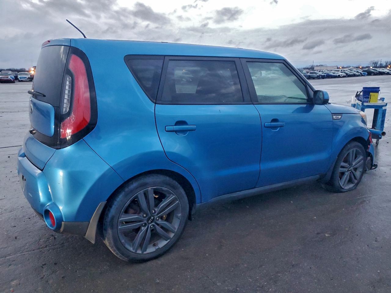 2015 KIA SOUL + photo 3