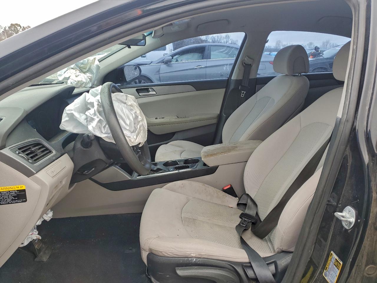 2015 HYUNDAI SONATA SE photo 11