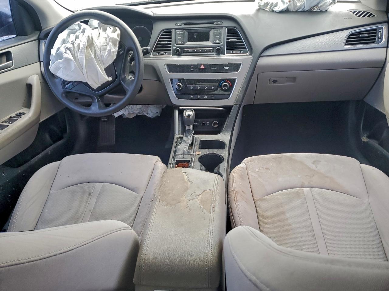2015 HYUNDAI SONATA SE photo 13