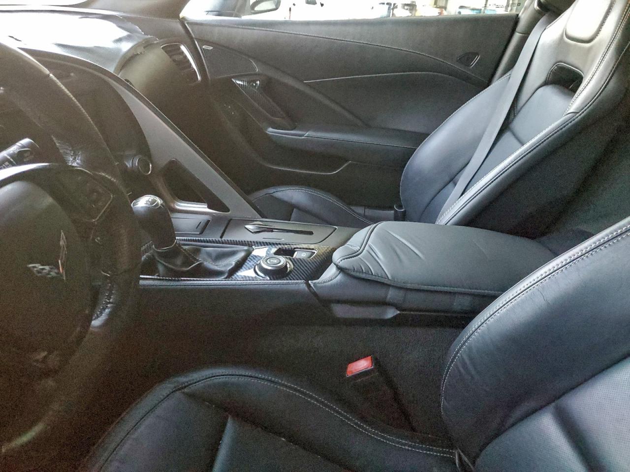 2015 CHEVROLET CORVETTE STINGRAY 1LT photo 19