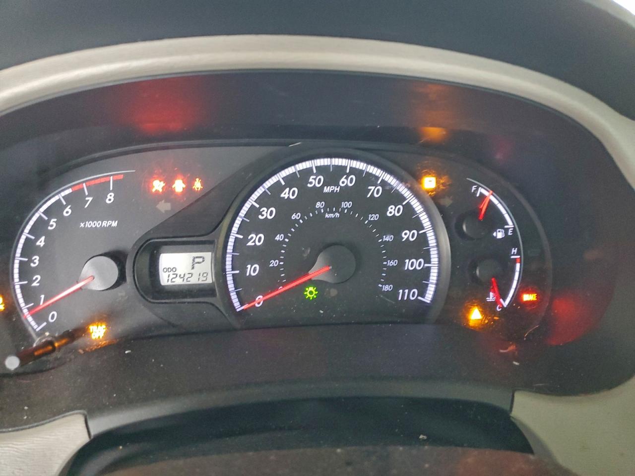 2014 TOYOTA SIENNA photo 17