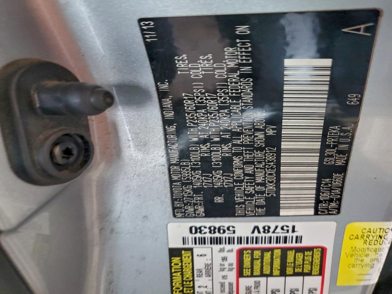 2014 TOYOTA SIENNA photo 25
