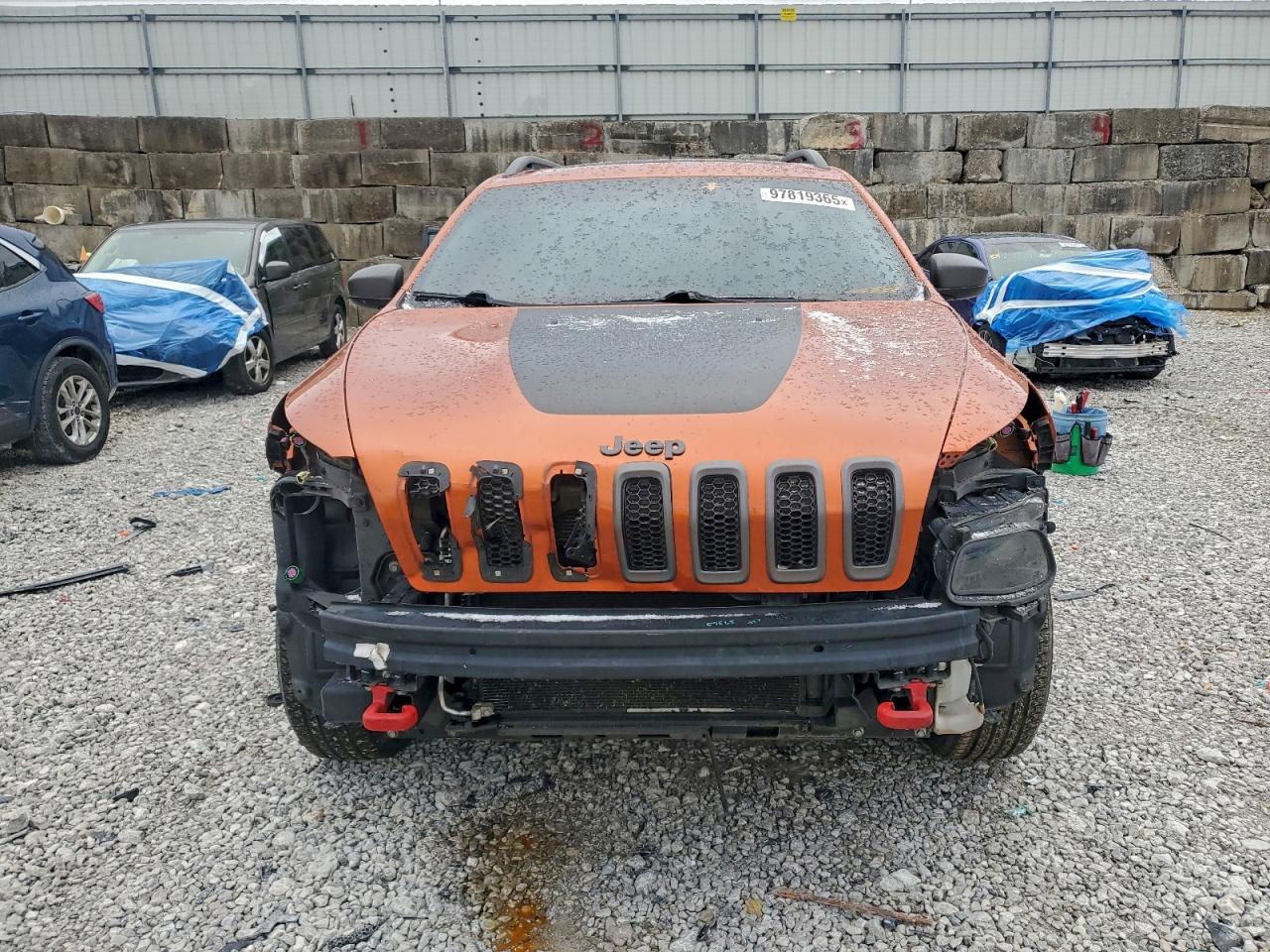 2016 JEEP CHEROKEE TRAILHAWK photo 9