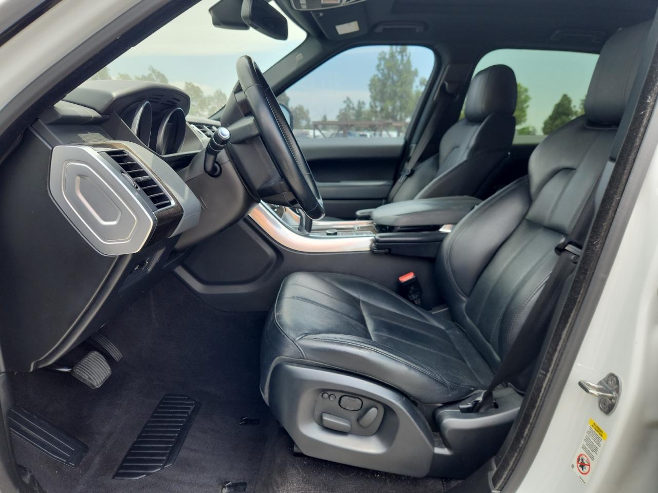 2014 LAND ROVER RANGE ROVER SPORT SE photo 7