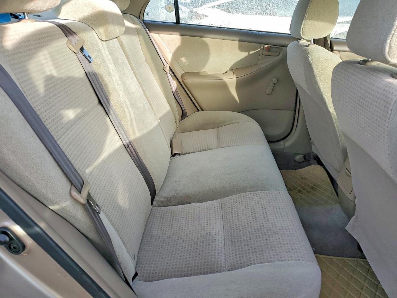 2005 TOYOTA COROLLA CE photo 10