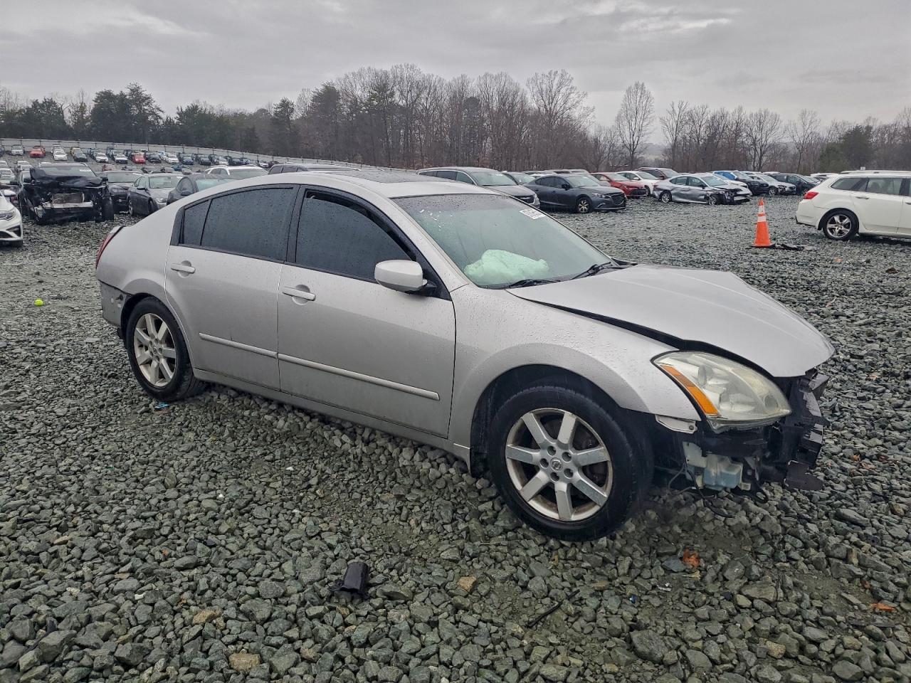 2005 NISSAN MAXIMA SE photo 4
