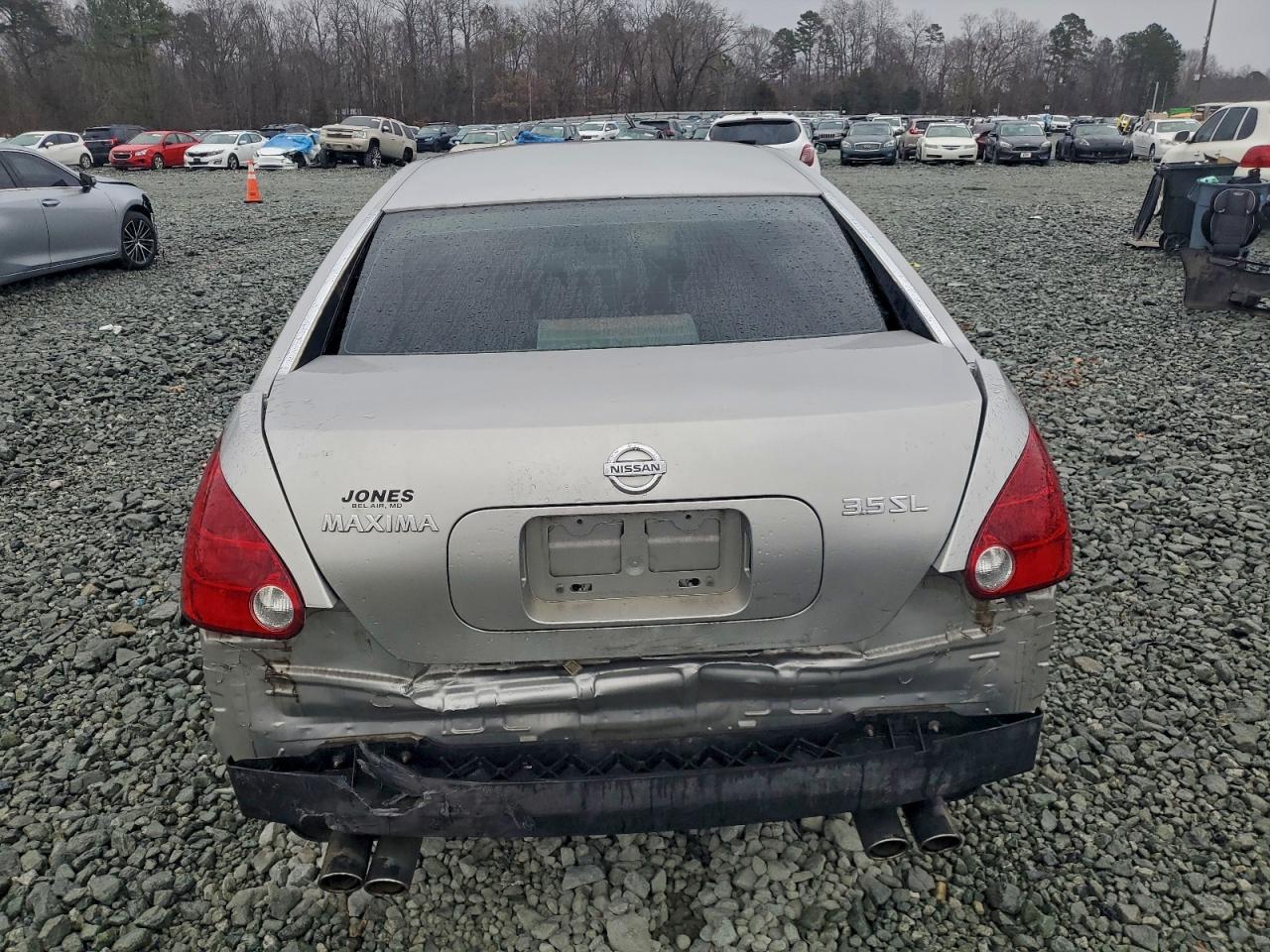 2005 NISSAN MAXIMA SE photo 6