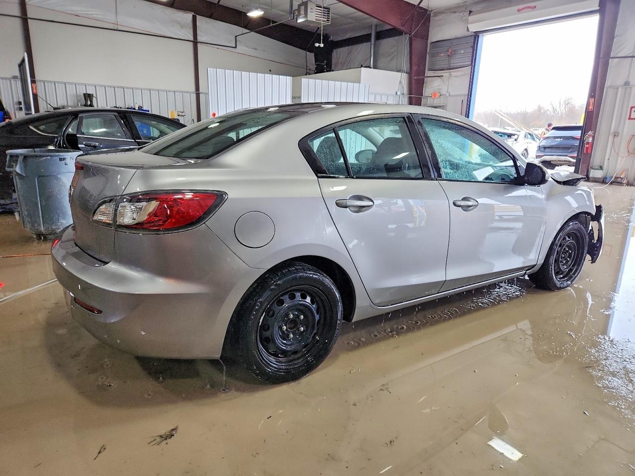 2013 MAZDA 3 I photo 3