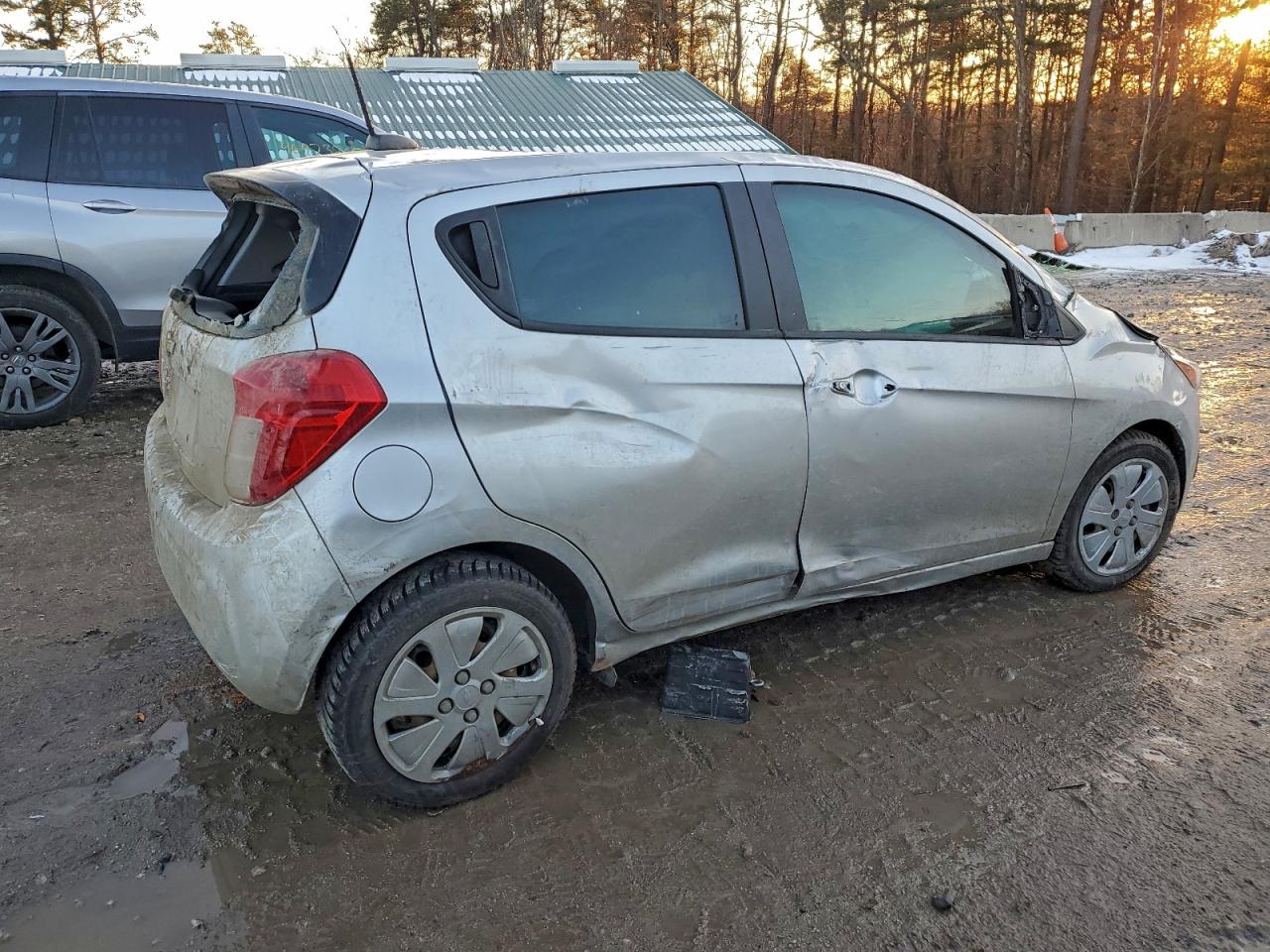 2017 CHEVROLET SPARK LS photo 3