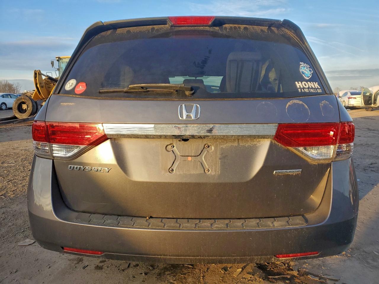 2016 HONDA ODYSSEY SE photo 6