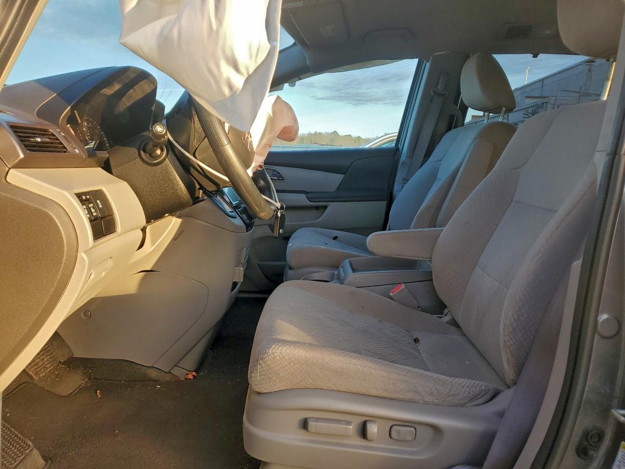 2016 HONDA ODYSSEY SE photo 7