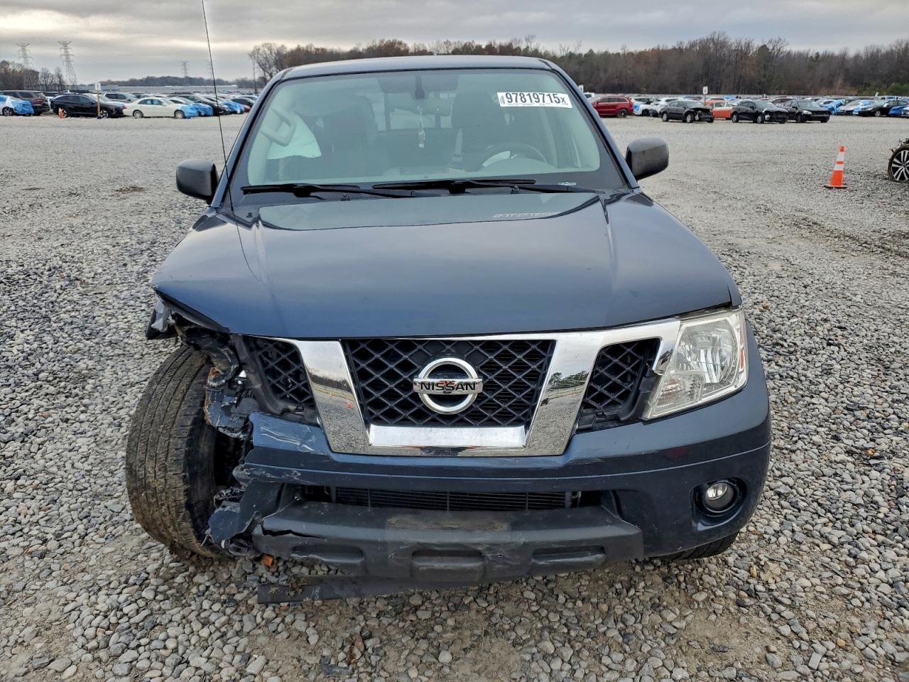 2019 NISSAN FRONTIER photo 5