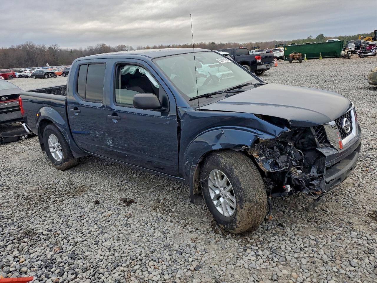 2019 NISSAN FRONTIER photo 4