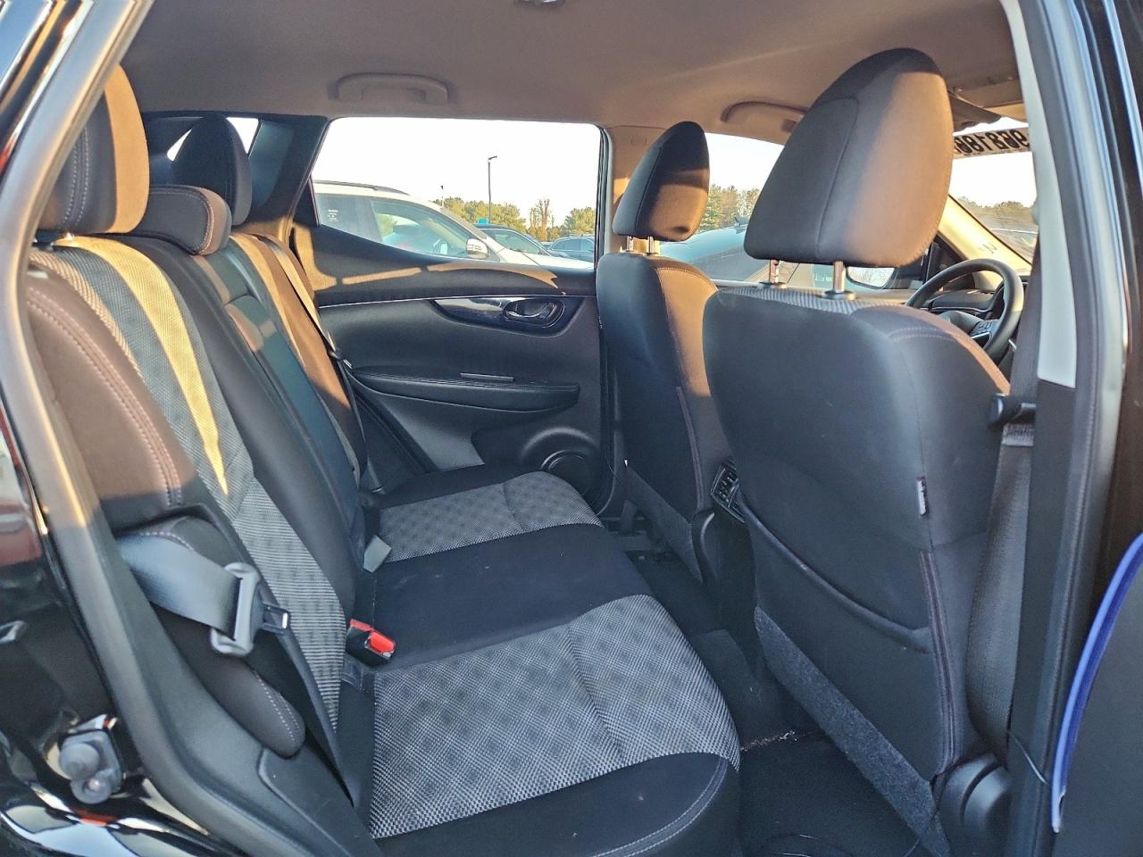 2020 NISSAN ROGUE SPORT S photo 11
