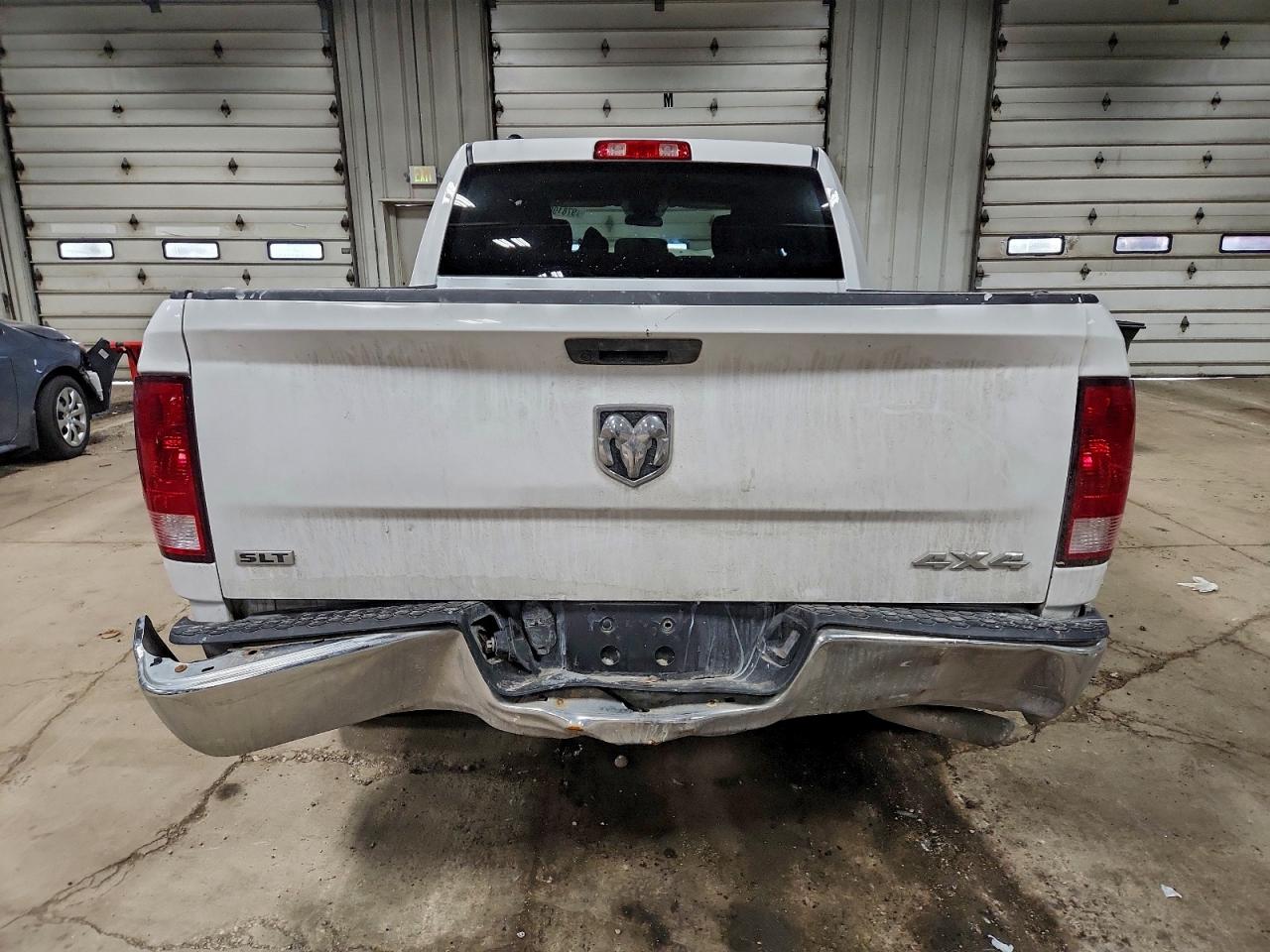 2022 RAM 1500 CLASSIC SLT photo 6